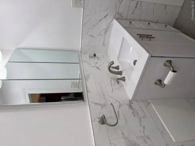 137-29 81st Street Howard Beach, NY 11414