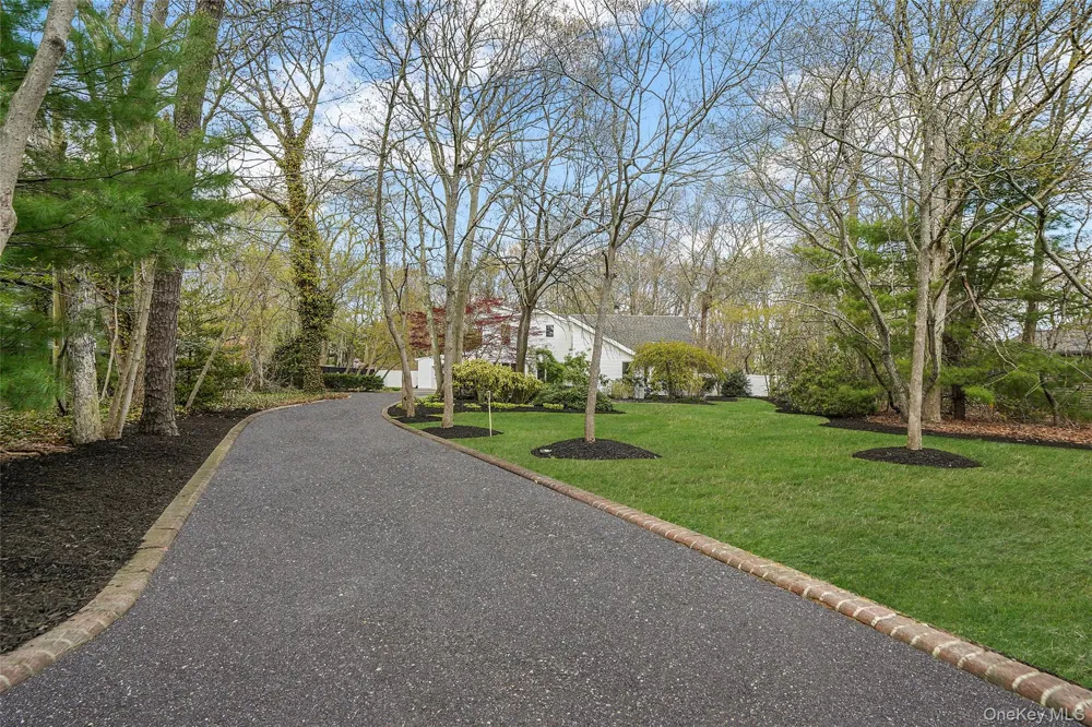 61 Park Avenue Blue Point, NY 11715