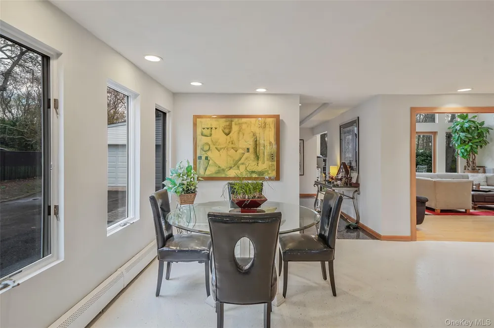 61 Park Avenue Blue Point, NY 11715