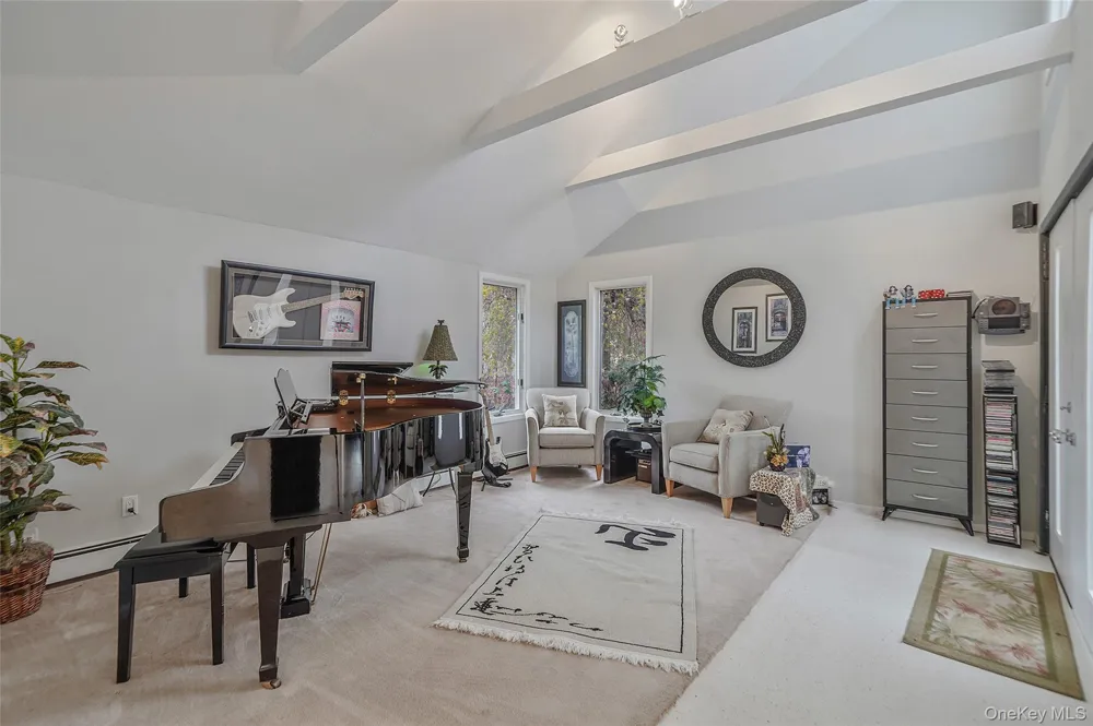 61 Park Avenue Blue Point, NY 11715