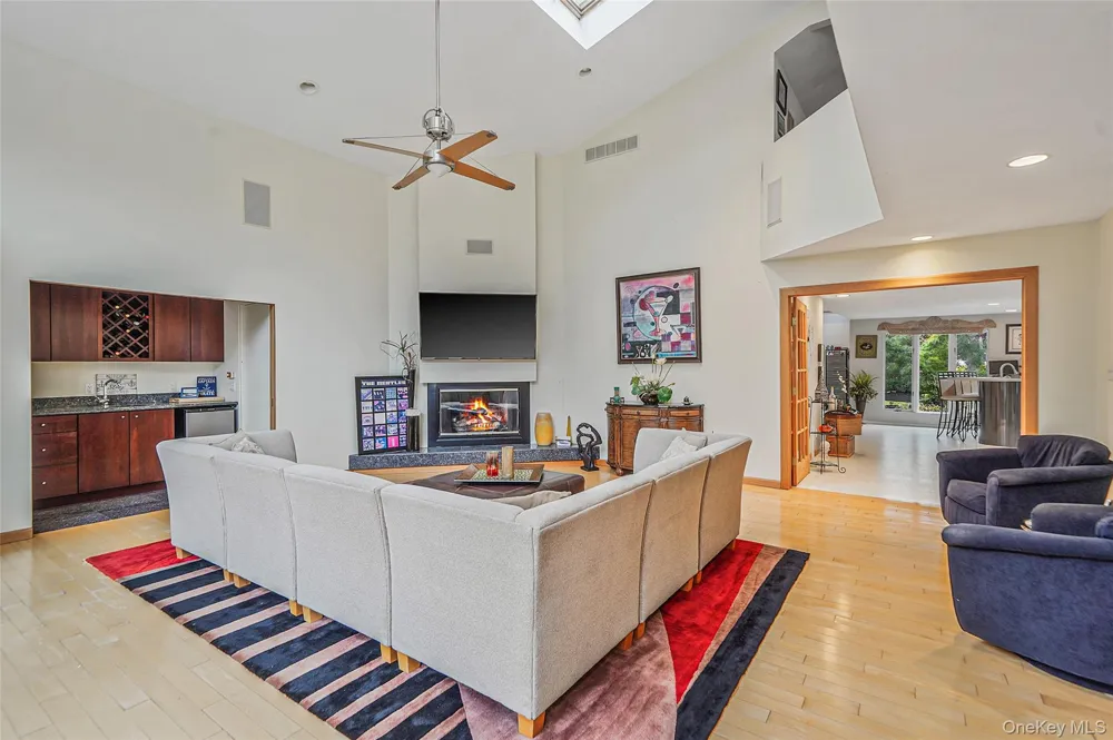 61 Park Avenue Blue Point, NY 11715