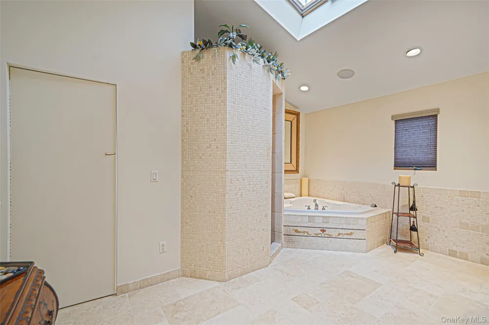 61 Park Avenue Blue Point, NY 11715