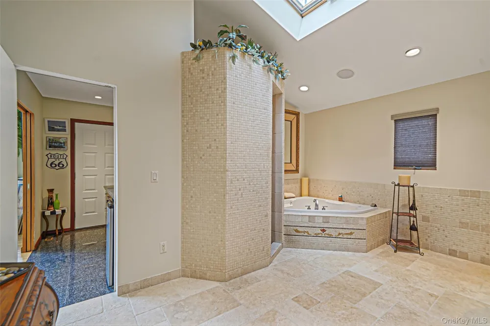 61 Park Avenue Blue Point, NY 11715