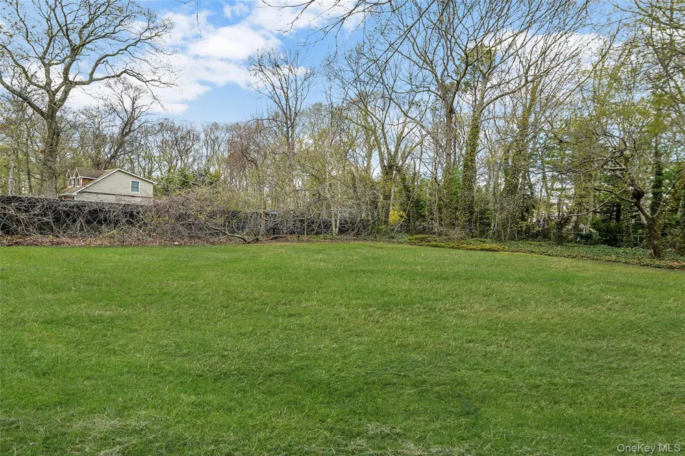 61 Park Avenue Blue Point, NY 11715