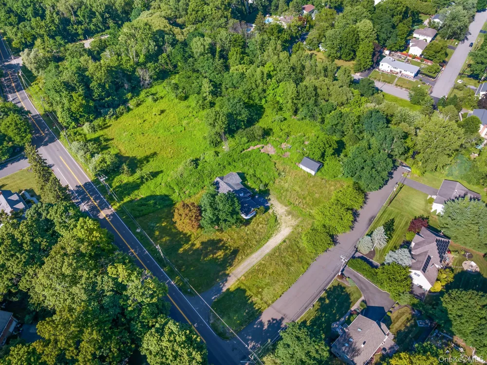 148 S Pascack Road Nanuet, NY 10954
