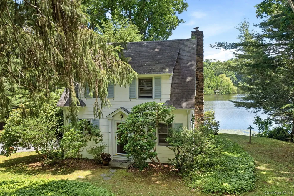 42 Gilbert Street South Salem, NY 10590