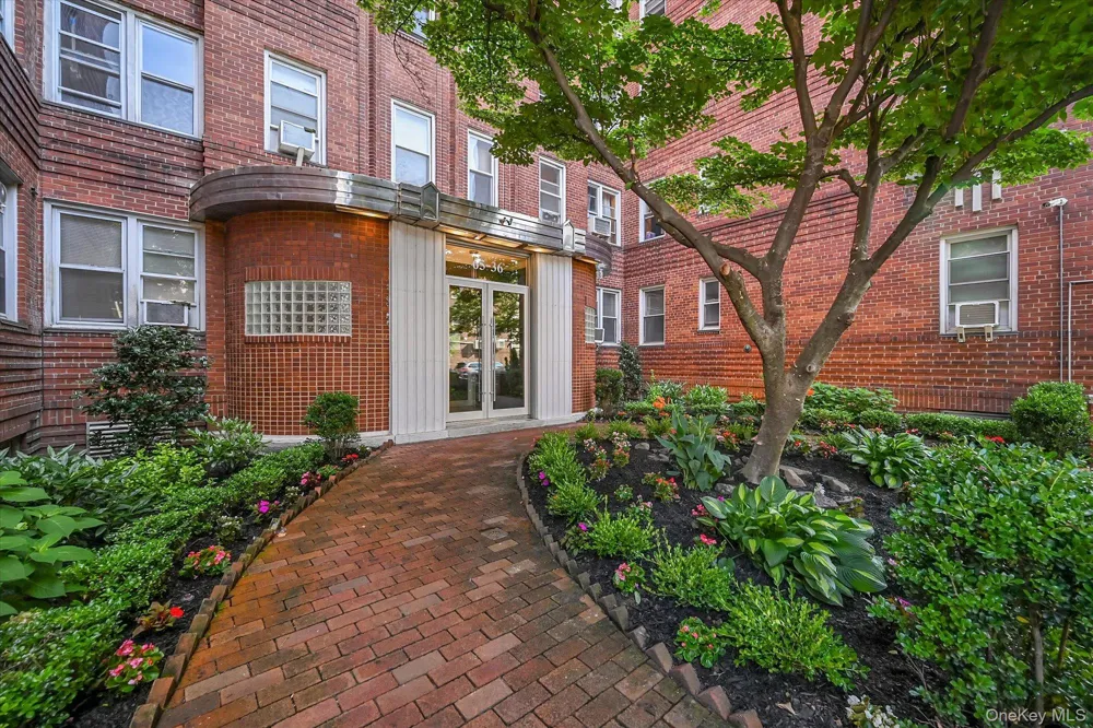 6536 Wetherole Street #608 Rego Park, NY 11374