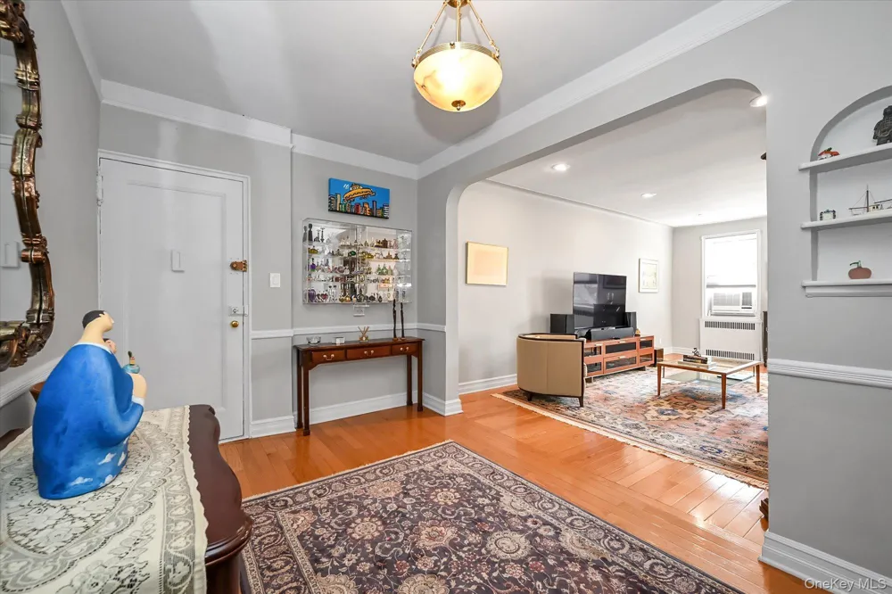 6536 Wetherole Street #608 Rego Park, NY 11374