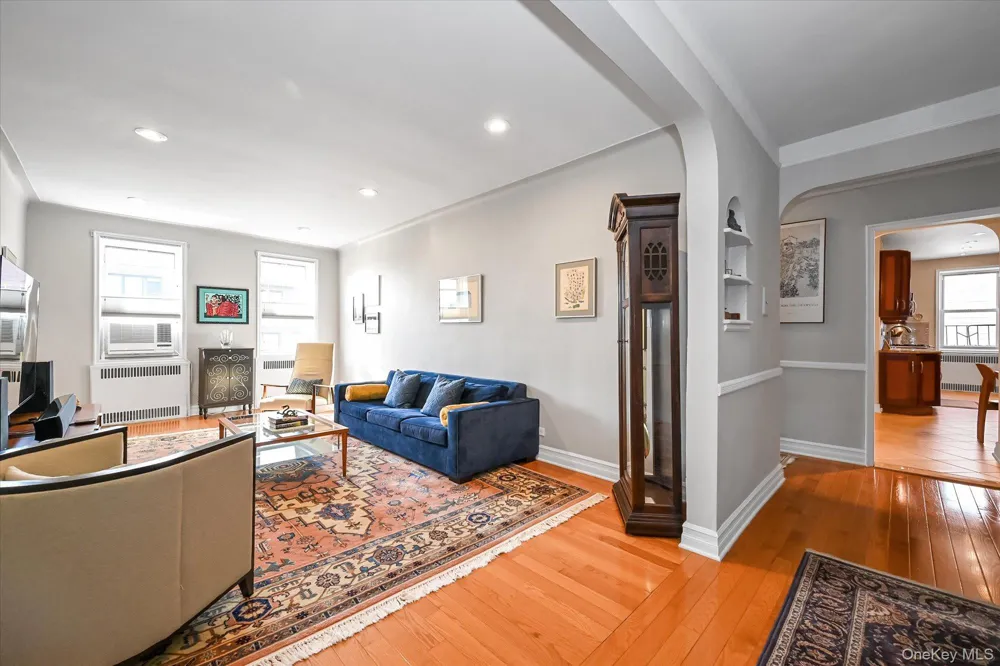 6536 Wetherole Street #608 Rego Park, NY 11374