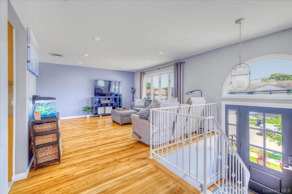 3784 Carrel Boulevard Oceanside, NY 11572