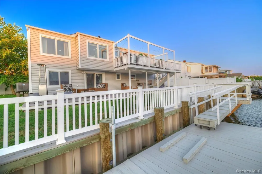 3784 Carrel Boulevard Oceanside, NY 11572