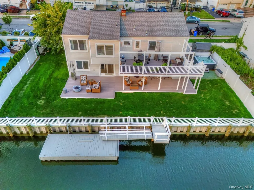 3784 Carrel Boulevard Oceanside, NY 11572