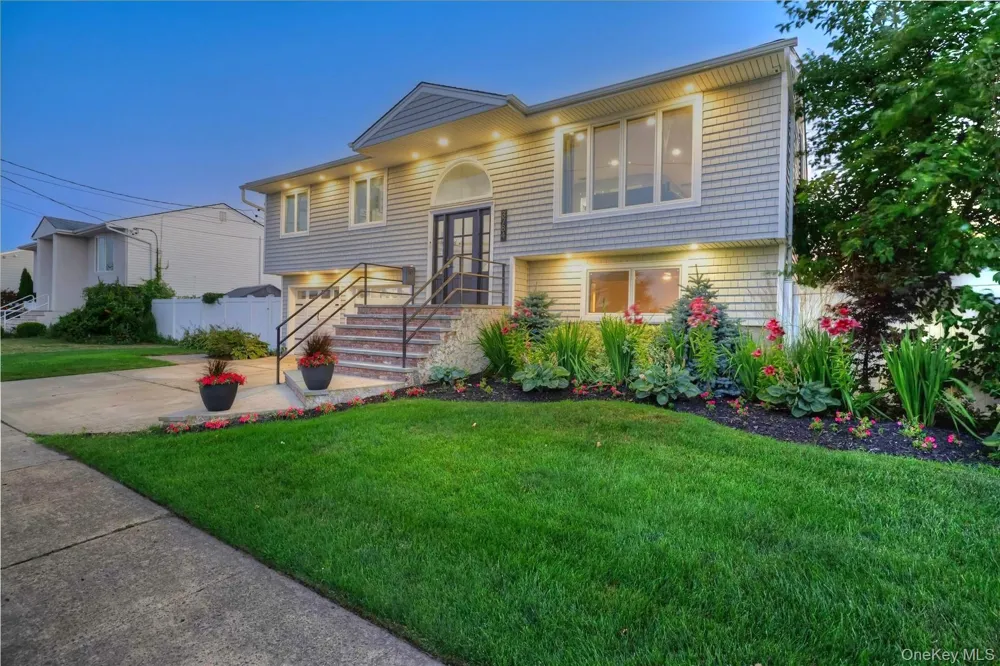 3784 Carrel Boulevard Oceanside, NY 11572