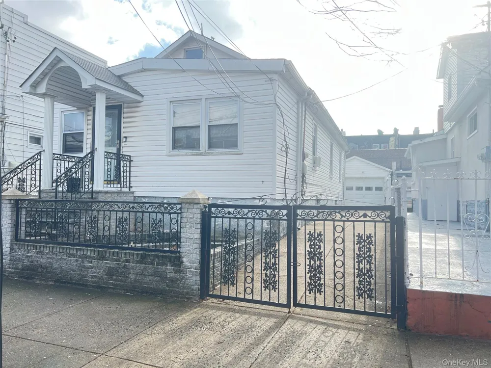 127-06 103rd Richmond Hill S., NY 11419