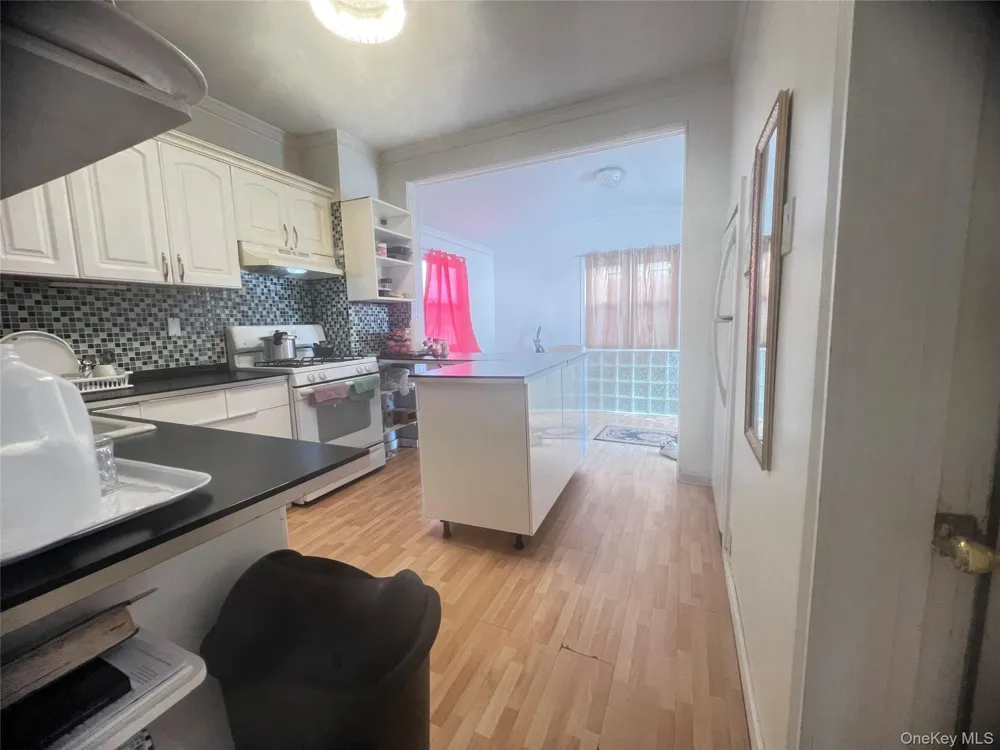 127-06 103rd Richmond Hill S., NY 11419