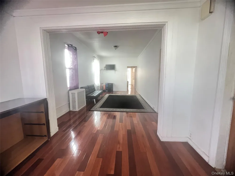 127-06 103rd Richmond Hill S., NY 11419
