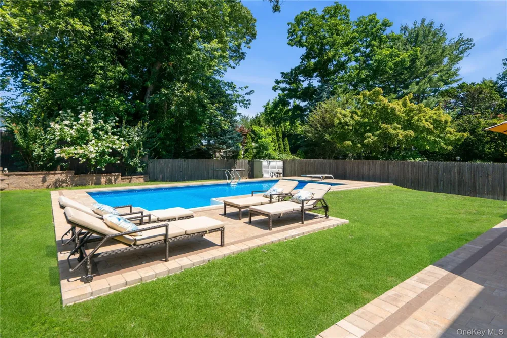 115 Patchogue Drive Rocky Point, NY 11778