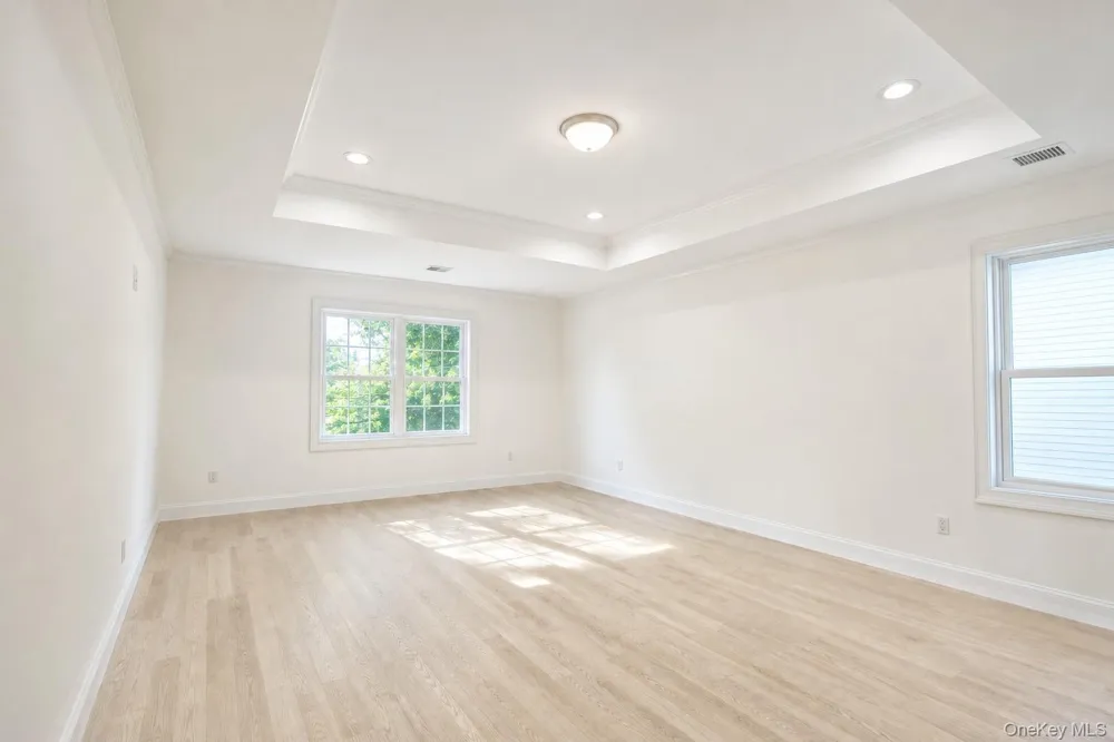1320 R STREET Elmont, NY 11003