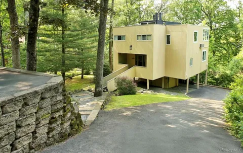 162 Fawn Hill Road