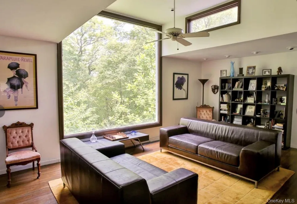 162 Fawn Hill Road Tuxedo Park, NY 10987