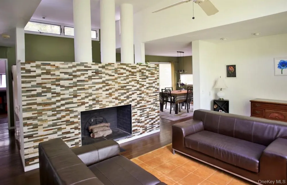 162 Fawn Hill Road Tuxedo Park, NY 10987