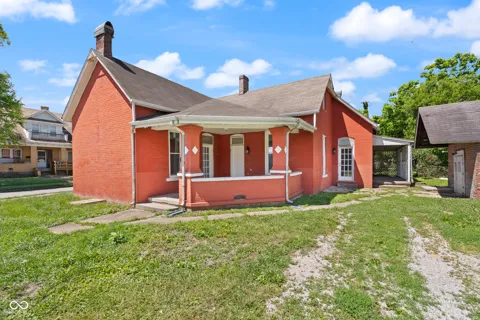 300 W Howard Street