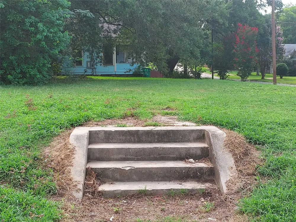 2029 Highland Shreveport, LA 71104