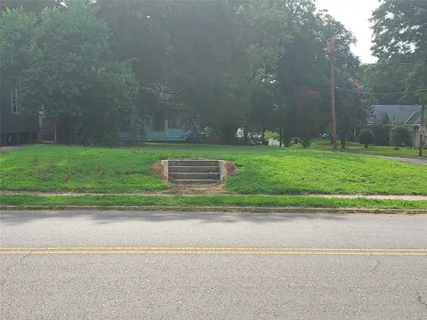 2029 Highland