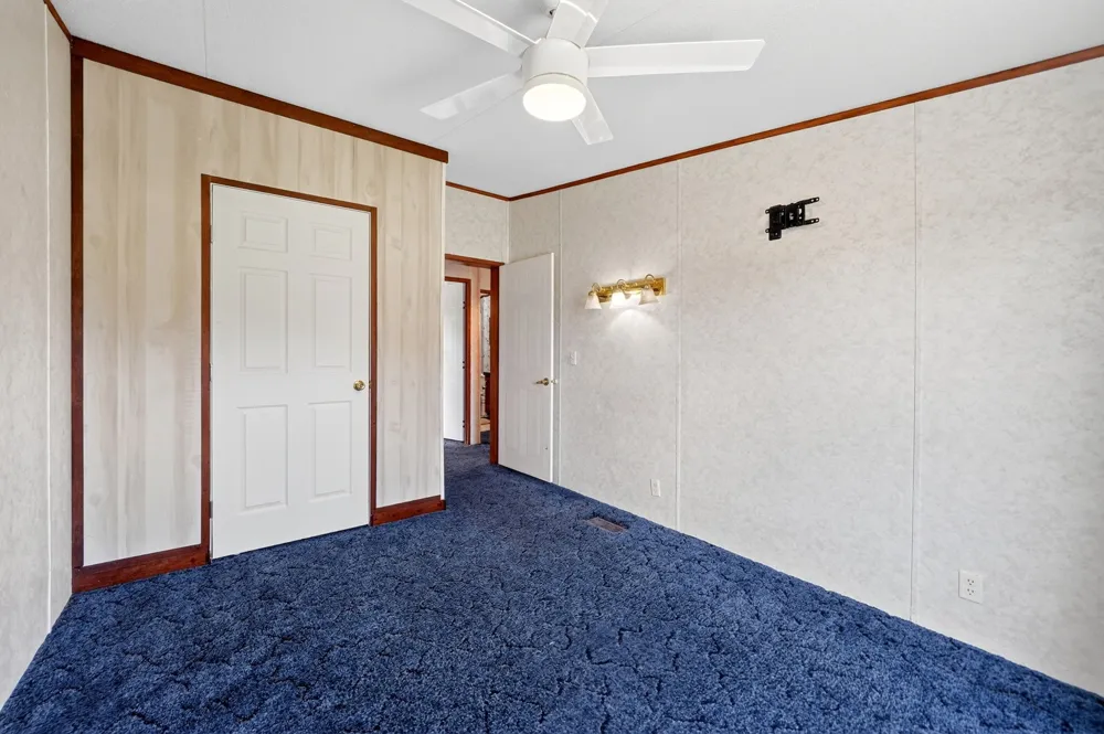 8900 Crestview Estate Road Quinlan, TX 75474