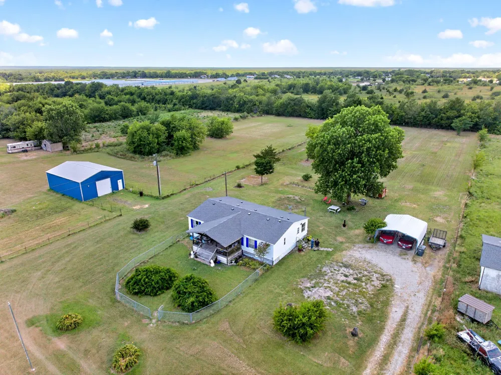 8900 Crestview Estate Road Quinlan, TX 75474