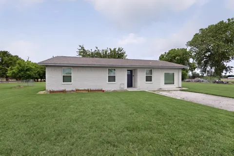 10332 Grabbs Lane
