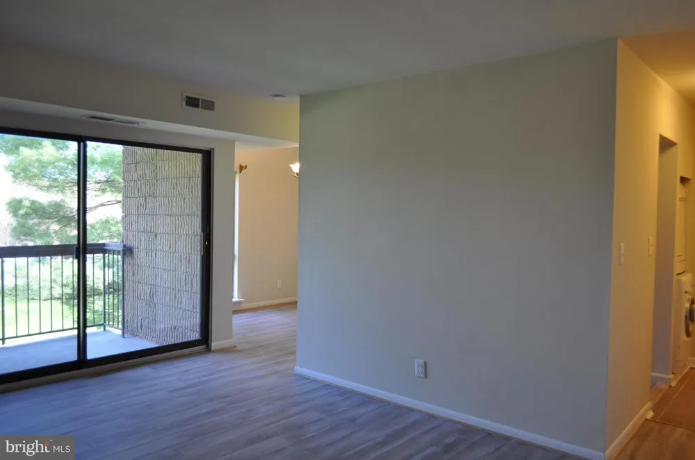 6091 MAJORS LANE #6 Columbia, MD 21045