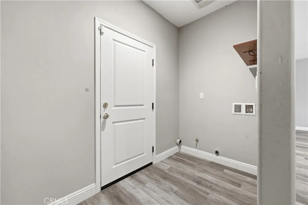 20844 Lakeview Drive California City, CA 93505