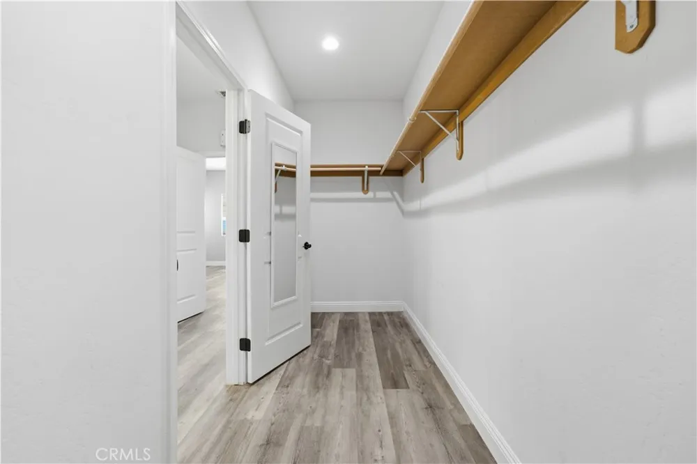 20844 Lakeview Drive California City, CA 93505