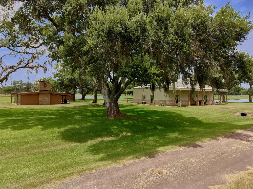 9920 Fm-457 Cedar Lane, TX 77415