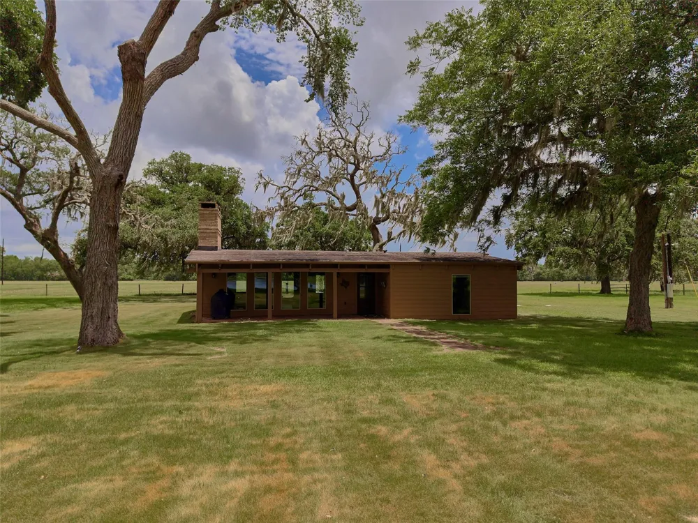 9920 Fm-457 Cedar Lane, TX 77415