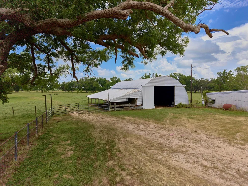 9920 Fm-457 Cedar Lane, TX 77415