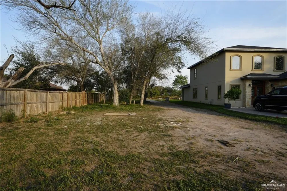 1207 W Hall Acres Road Pharr, TX 78577