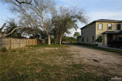 1207 W Hall Acres Road