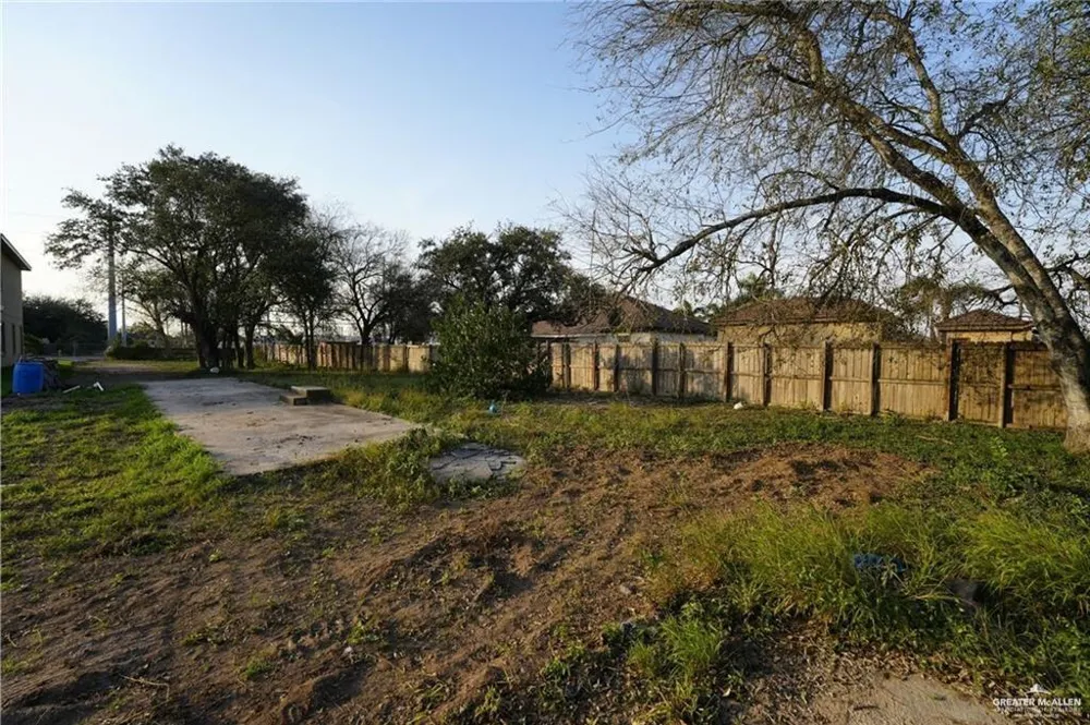 1207 W Hall Acres Road Pharr, TX 78577