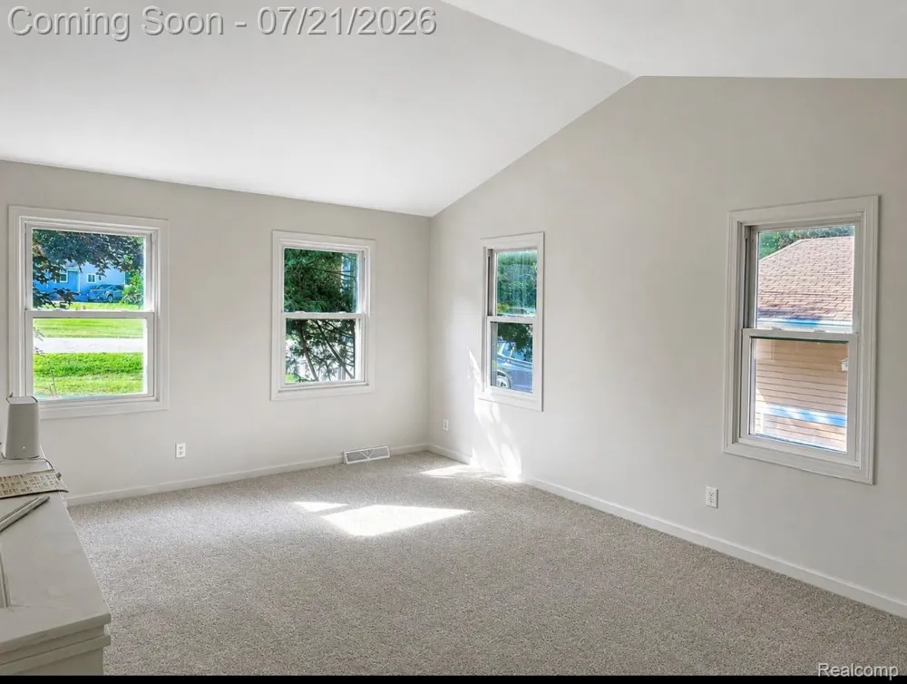 5608 Clinton River Drive Waterford Charter Township, MI 48327