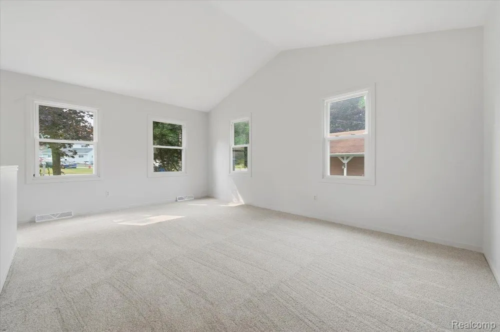 5608 Clinton River Drive Waterford Charter Township, MI 48327