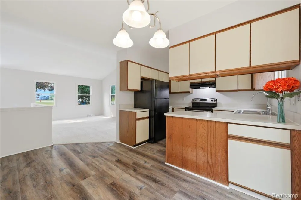 5608 Clinton River Drive Waterford Charter Township, MI 48327