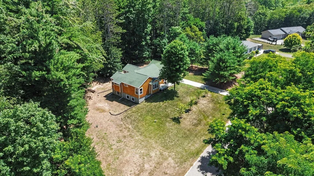1072 Brookridge Road Amber Township, MI 49431