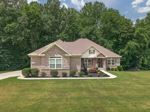 27 Windridge Dr