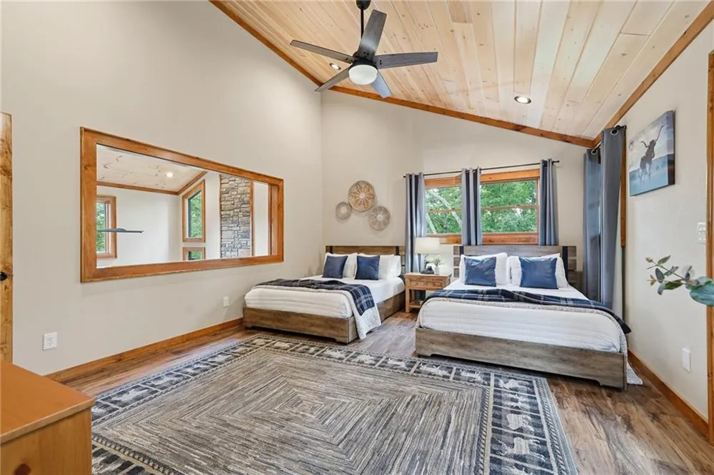 4687 Murphy Highway Mineral Bluff, GA 30559