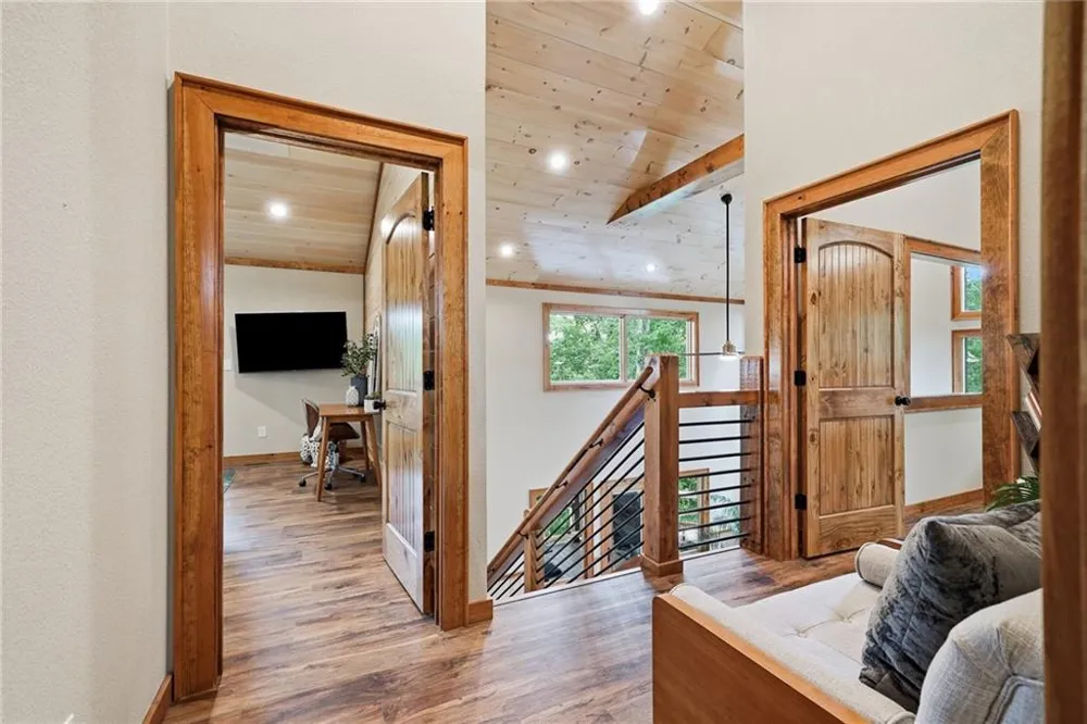 4687 Murphy Highway Mineral Bluff, GA 30559