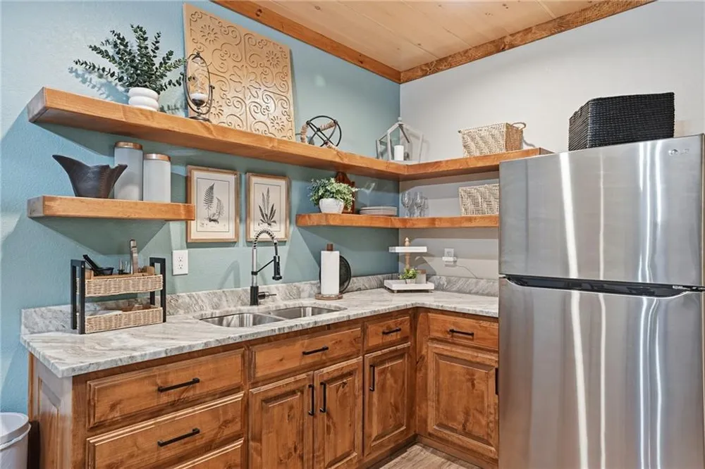4687 Murphy Highway Mineral Bluff, GA 30559