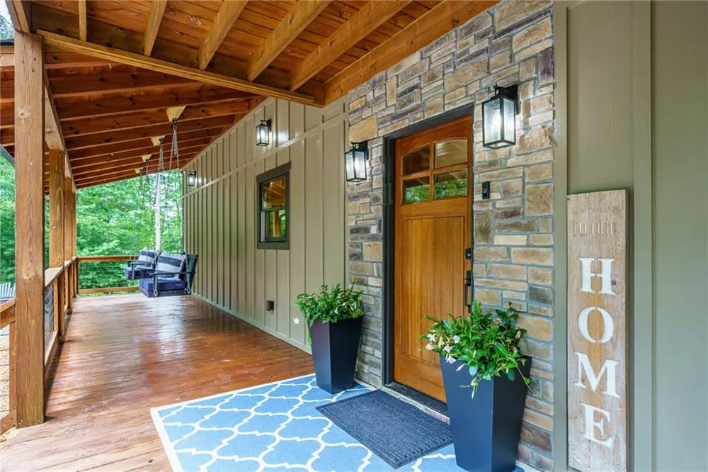 4687 Murphy Highway Mineral Bluff, GA 30559