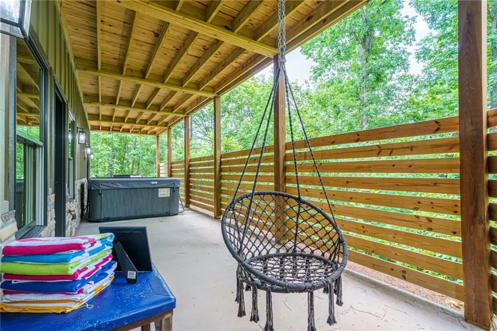 4687 Murphy Highway Mineral Bluff, GA 30559